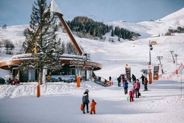 Office de tourisme du Corbier au bord des pistes